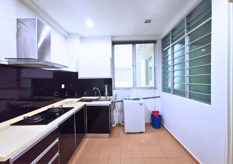 Kondominium untuk Disewa di The Waterfront Condominium - Clifton Chee - Kitchen - PropertyGuru.com.my