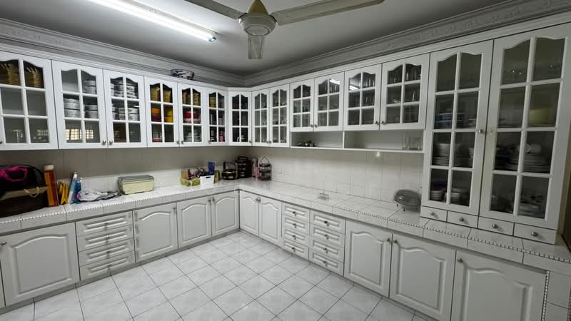 Bungalow House for Sale in Damansara Heights (Kuala Lumpur) - Yoong CF - Kitchen - PropertyGuru.com.my
