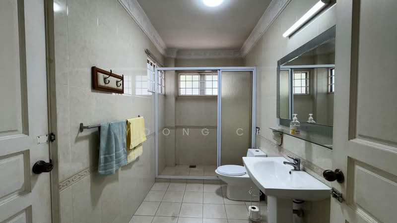 Bungalow House for Sale in Damansara Heights (Kuala Lumpur) - Yoong CF - Bathroom - PropertyGuru.com.my