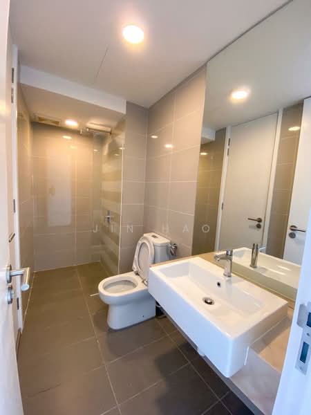 Kediaman Servis untuk Disewa di Suria @ North Kiara - Jin Hao - Bathroom - PropertyGuru.com.my