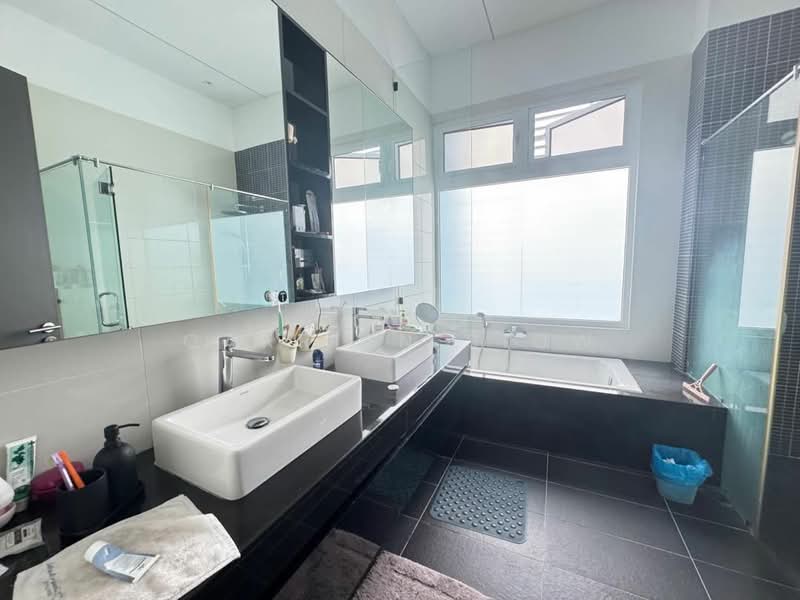 Rumah Berkembar untuk Dijual di East Ledang (Iskandar Puteri (Nusajaya)) - Carrien Siow - Bathroom - PropertyGuru.com.my