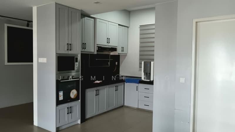 Service Residence for Sale at Suite Enesta - Jasmine Ong - Kitchen - PropertyGuru.com.my