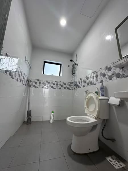Kondominium untuk Disewa di Halaman Ampang Bayu - Daniel Chee - Bathroom - PropertyGuru.com.my