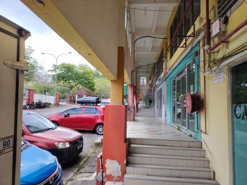 Shop / Office untuk Disewa di Sepang (Selangor) - HL Lau - Exterior - PropertyGuru.com.my