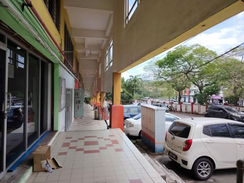 Shop / Office untuk Disewa di Sepang (Selangor) - HL Lau - Exterior - PropertyGuru.com.my