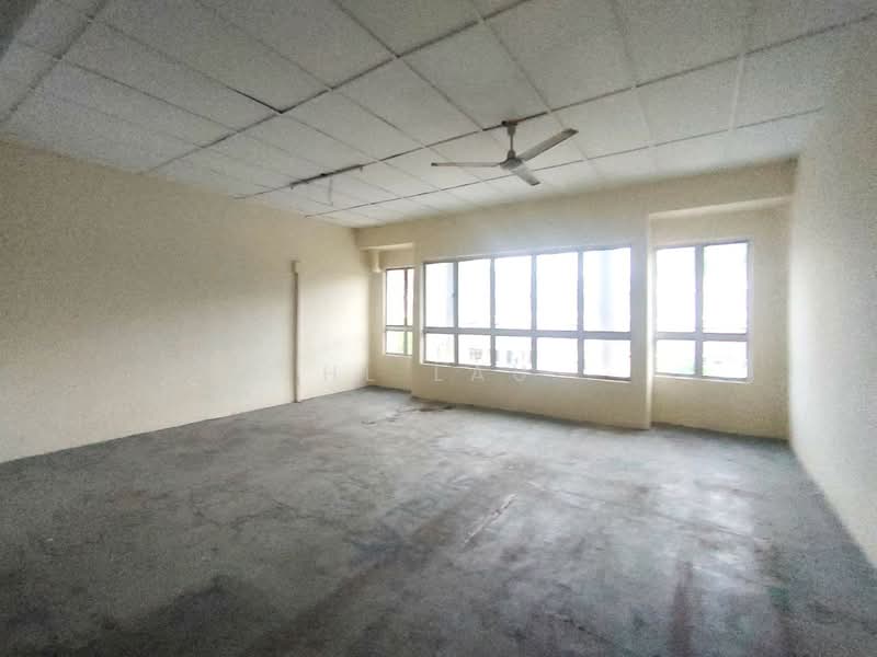 Kedai untuk Disewa di Bandar Baru Salak Tinggi (Sepang) - HL Lau - Interior - PropertyGuru.com.my