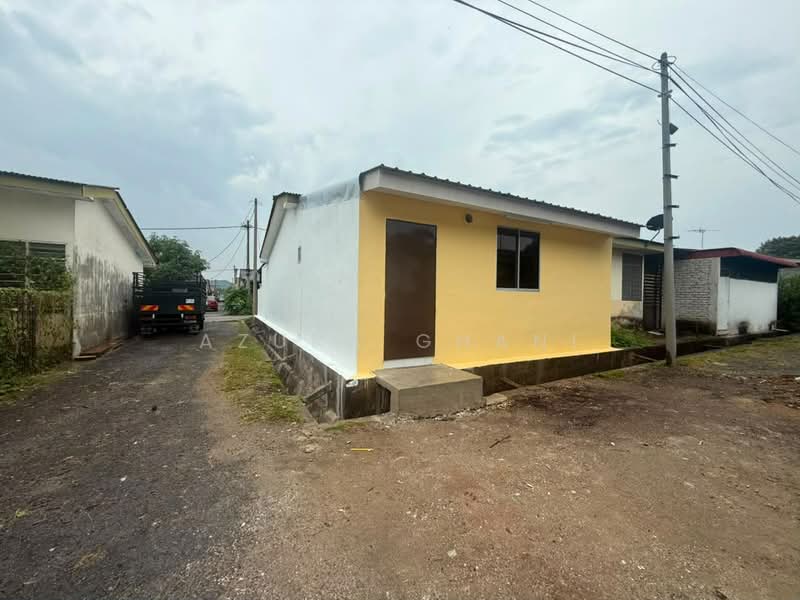 Rumah Teres 1-Tingkat untuk Dijual di Sungai Petani (Kedah) - Azura Ghani - Exterior - PropertyGuru.com.my