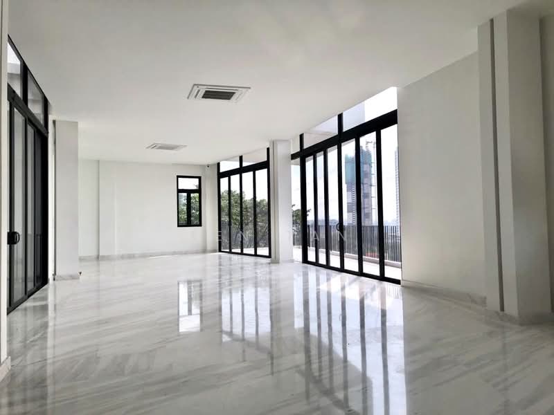Bungalow House untuk Dijual di Country Heights Damansara (Kuala Lumpur) - Ken TCK - PropertyGuru.com.my