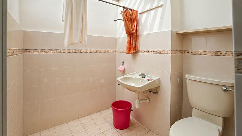 Rumah Teres 2-Tingkat untuk Dijual di Taman Tun Dr Ismail (Kuala Lumpur) - Adzura Zamedin - Bathroom - PropertyGuru.com.my