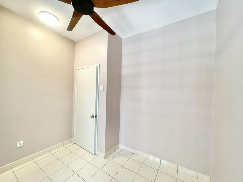 Apartment for Sale at Pangsapuri Seri Galaksi - SITI KHAIRIYAH JAAFAR - PropertyGuru.com.my
