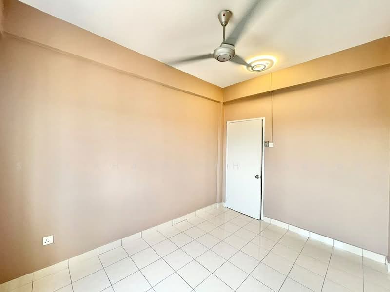 Apartment for Sale at Pangsapuri Seri Galaksi - SITI KHAIRIYAH JAAFAR - PropertyGuru.com.my
