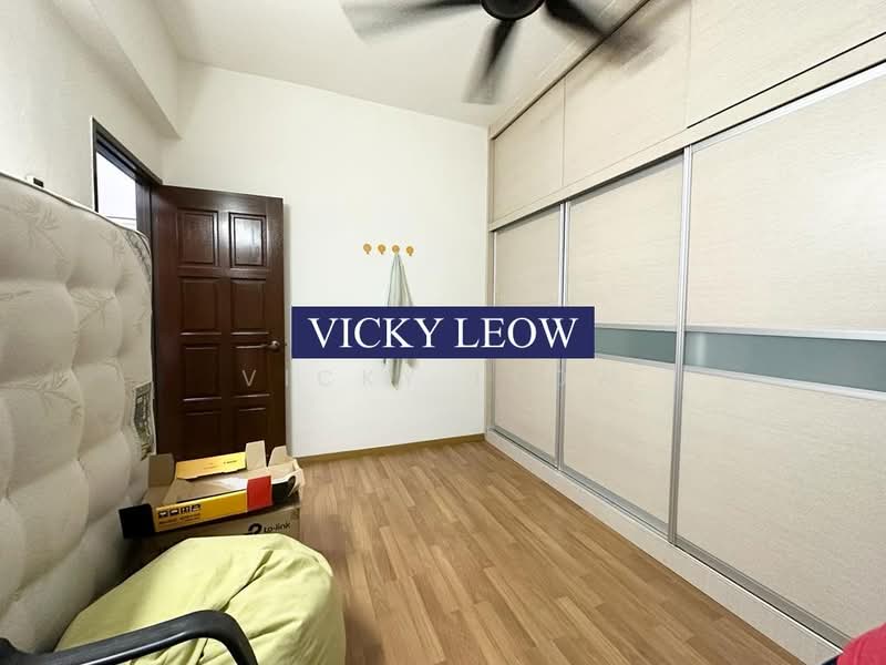 Apartment for Sale at Taman Jelutong - Vicky Leow - Bedroom - PropertyGuru.com.my