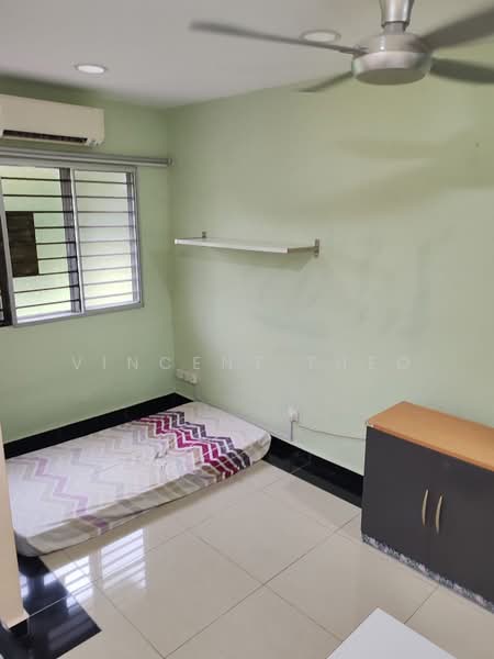2-storey Terraced House for Sale in Taman Daya (Kepong) - Vincent Theo - Bedroom - PropertyGuru.com.my