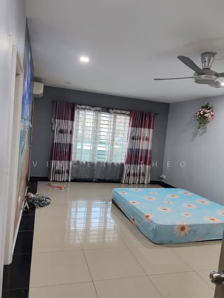 2-storey Terraced House for Sale in Taman Daya (Kepong) - Vincent Theo - Bedroom - PropertyGuru.com.my