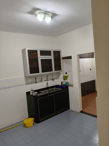 Rumah Teres 2-Tingkat untuk Disewa di Bandar Selesa Jaya (Skudai) - Ruby Tan - Kitchen - PropertyGuru.com.my