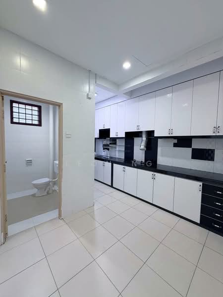 Rumah Teres 1-Tingkat untuk Dijual di Taman JP Perdana (Johor Bahru) - Leon Ng - Kitchen - PropertyGuru.com.my