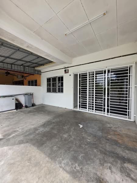 Terraced House for Rent in Taman Pulau Gadong (Klebang) - Eddy Leow - Exterior - PropertyGuru.com.my