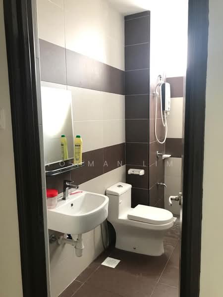 Kondominium untuk Dijual di M Condominium @ Larkin - Norman Lim - Bathroom - PropertyGuru.com.my