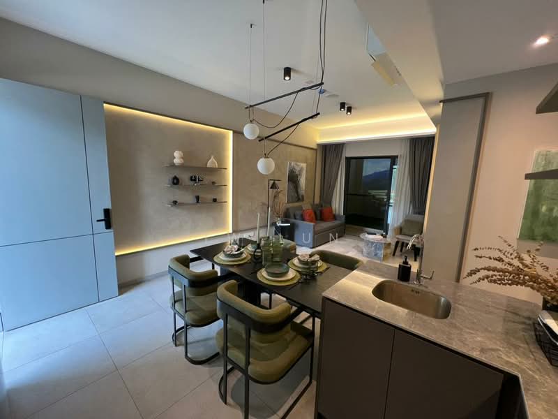 Kediaman Servis untuk Dijual di RedEarth @ Genting Xintiandi - Tw Lun - Living Room - PropertyGuru.com.my