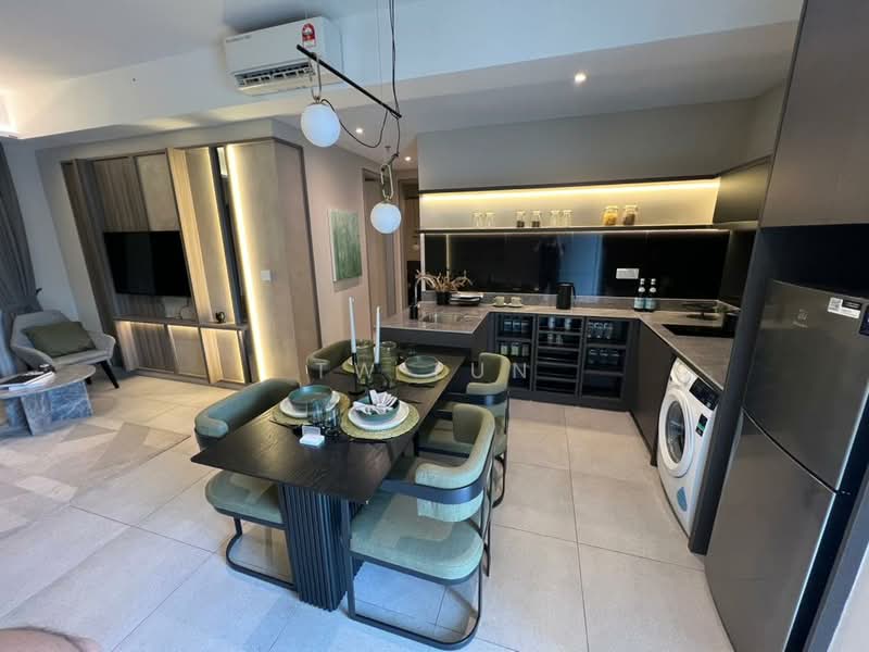 Kediaman Servis untuk Dijual di RedEarth @ Genting Xintiandi - Tw Lun - Living Room - PropertyGuru.com.my