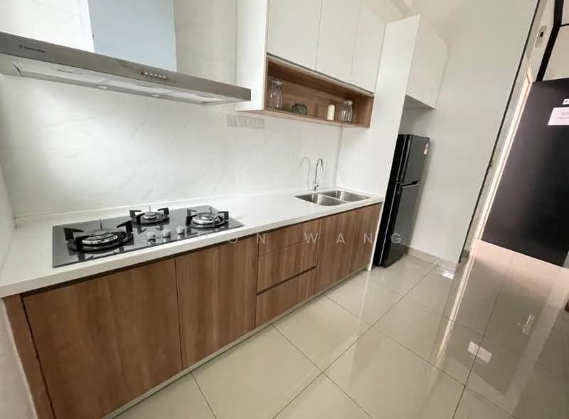 Kediaman Servis untuk Dijual di TriTower Residence @ Johor Bahru Sentral - Simon Wang - Kitchen - PropertyGuru.com.my