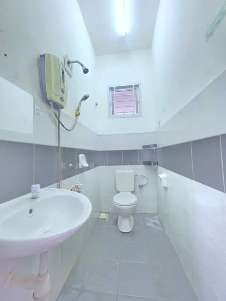 2-storey Terraced House for Sale in Setia Eco Gardens (Gelang Patah) - Karl Lim - Bathroom - PropertyGuru.com.my