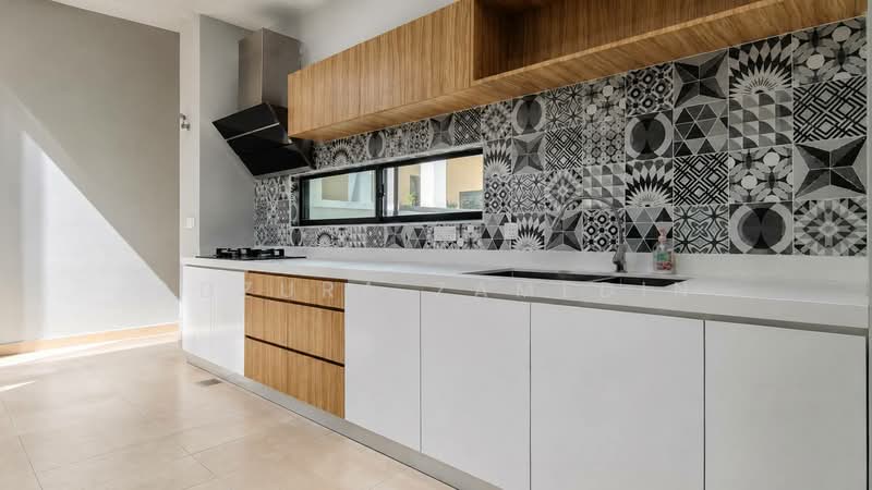 Semi-Detached House for Sale in Telok Panglima Garang (Selangor) - Adzura Zamedin - Kitchen - PropertyGuru.com.my