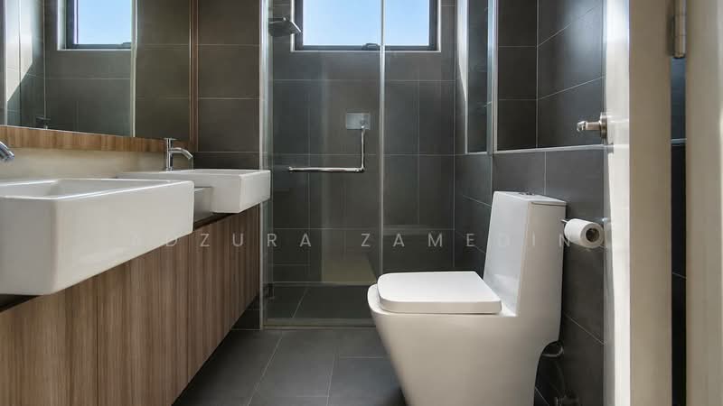 Semi-Detached House for Sale in Telok Panglima Garang (Selangor) - Adzura Zamedin - Bathroom - PropertyGuru.com.my