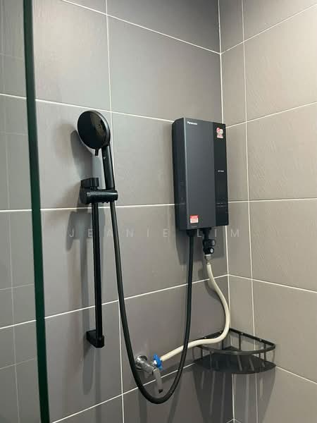 Kondominium untuk Disewa di Golden Triangle 2 - Jeanie Lim - Bathroom - PropertyGuru.com.my
