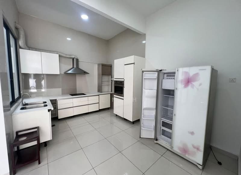 Rumah Teres untuk Disewa di Damansara Perdana (Selangor) - Eden Hii - Kitchen - PropertyGuru.com.my