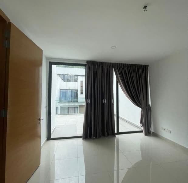 Rumah Teres untuk Disewa di Damansara Perdana (Selangor) - Eden Hii - Balcony - PropertyGuru.com.my