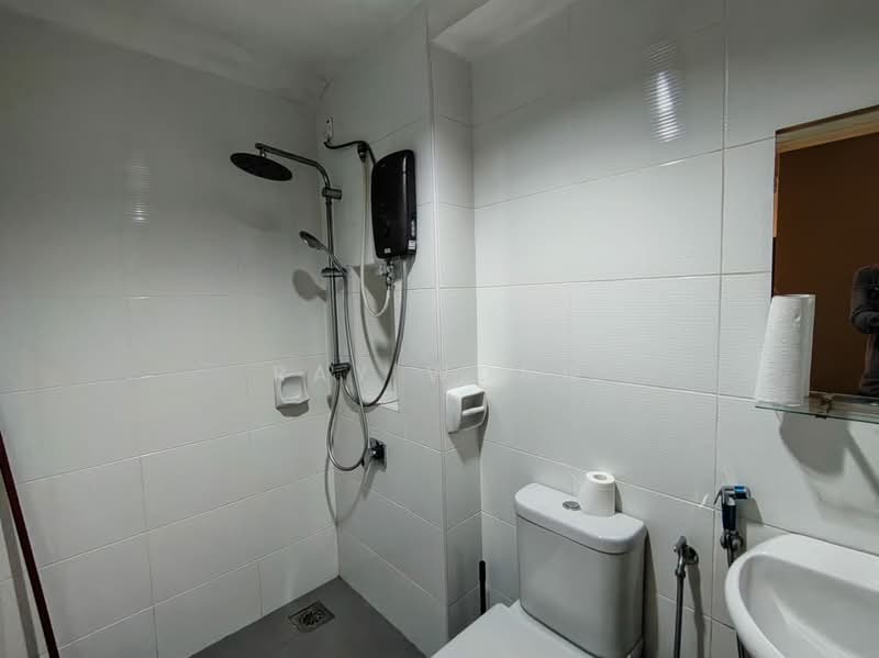 Rumah Teres untuk Disewa di Johor Bahru (Johor) - Ray Wong - Bathroom - PropertyGuru.com.my
