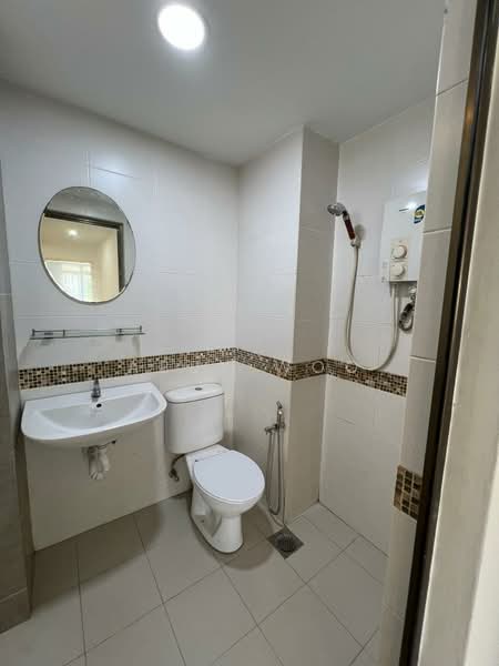 Condominium for Rent at Azuria Condominium - Abby Woo - Bathroom - PropertyGuru.com.my