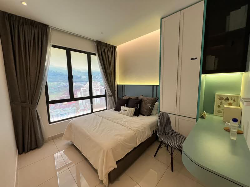 Pangsapuri untuk Dijual di Radium Adesa - Tw Lun - Bedroom - PropertyGuru.com.my