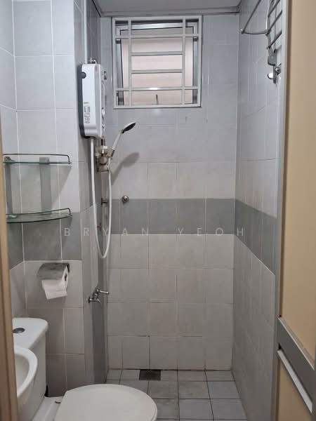 Apartment for Sale at 162 Residency - Bryan Yeoh - Bathroom - PropertyGuru.com.my