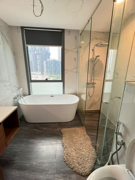 Kediaman Servis untuk Disewa di Core Residence @ TRX - Kelvin Pang - Bathroom - PropertyGuru.com.my