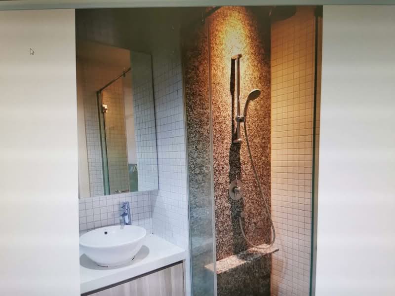 Kondominium untuk Dijual di Sixceylon - Ann Ong - Bathroom - PropertyGuru.com.my