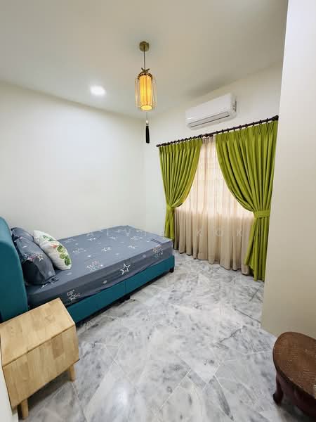 Semi-Detached House for Rent in Taman Desa Mewah (Semenyih) - Calvin Kok - Bedroom - PropertyGuru.com.my