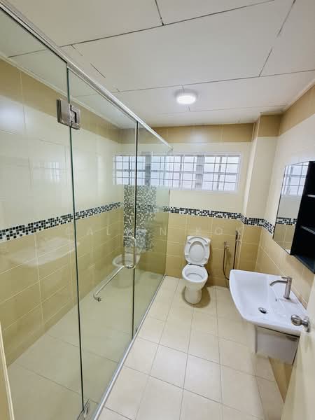 Semi-Detached House for Rent in Taman Desa Mewah (Semenyih) - Calvin Kok - Bathroom - PropertyGuru.com.my