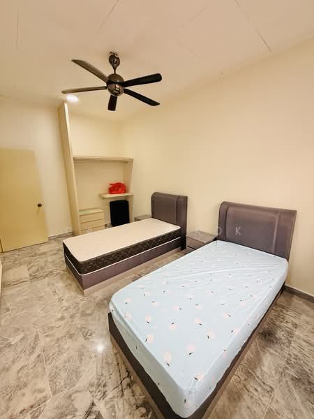 Semi-Detached House for Rent in Taman Desa Mewah (Semenyih) - Calvin Kok - Bedroom - PropertyGuru.com.my