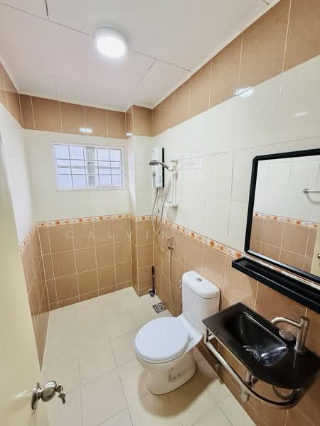 Semi-Detached House for Rent in Taman Desa Mewah (Semenyih) - Calvin Kok - Bathroom - PropertyGuru.com.my