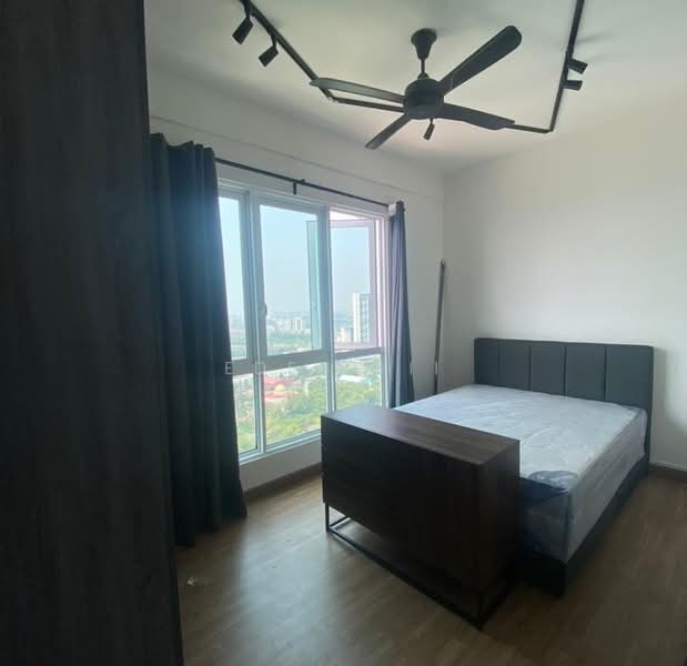 Kediaman Servis untuk Disewa di Plaza @ Kelana Jaya - Eden Hii - Bedroom - PropertyGuru.com.my