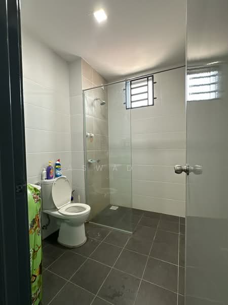 Rumah Teres 2-Tingkat untuk Dijual di Taman Mengkuang Jaya (Kubang Semang) - Aswad . - Bathroom - PropertyGuru.com.my