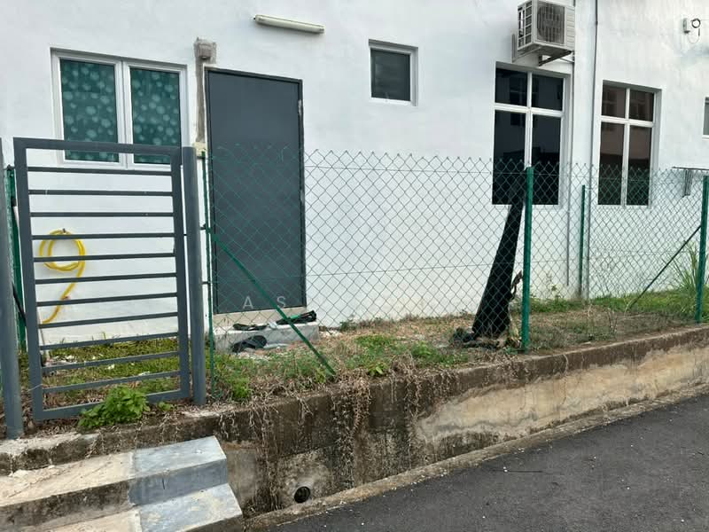 Rumah Teres 2-Tingkat untuk Dijual di Taman Mengkuang Jaya (Kubang Semang) - Aswad . - Exterior - PropertyGuru.com.my