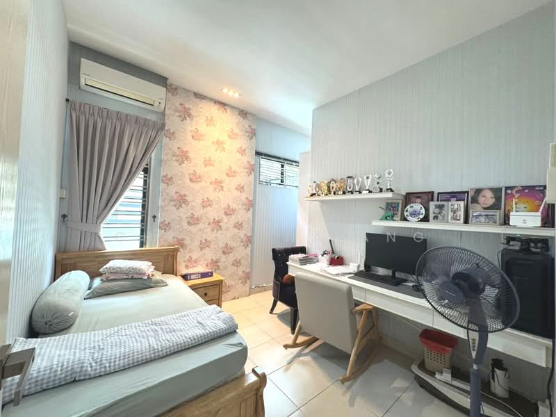 Semi-Detached House for Sale in Taman Seri Austin (Tebrau) - Christina Ang - Bedroom - PropertyGuru.com.my