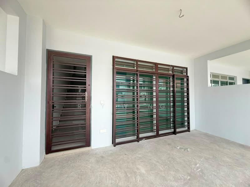 Rumah Teres untuk Disewa di Bandar Dato Onn (Tebrau) - Ray Wong - Entrance - PropertyGuru.com.my