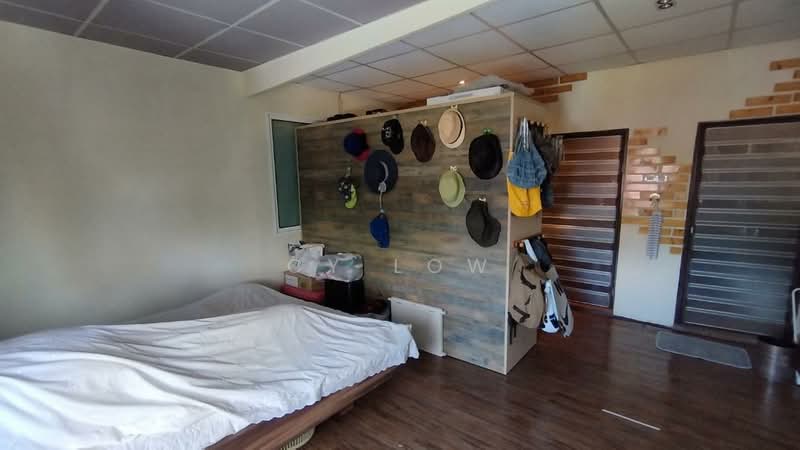 Rumah Teres 2.5-Tingkat untuk Dijual di Taman Desa (Kuala Lumpur) - CY Low - Bedroom - PropertyGuru.com.my
