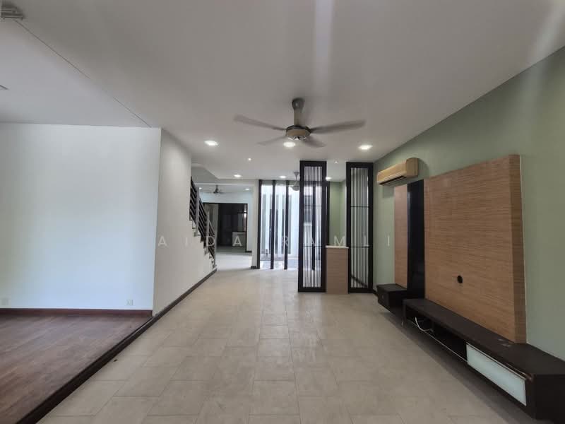 2-storey Terraced House for Sale in Bukit Jelutong (Shah Alam) - Aida Ramli - PropertyGuru.com.my