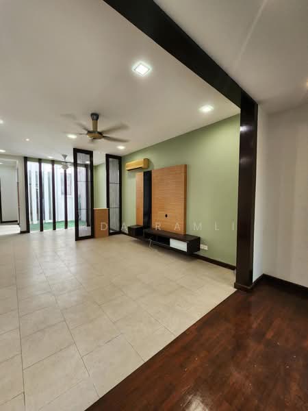 2-storey Terraced House for Sale in Bukit Jelutong (Shah Alam) - Aida Ramli - PropertyGuru.com.my