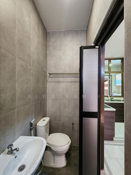 2-storey Terraced House for Sale in Bukit Jelutong (Shah Alam) - Aida Ramli - PropertyGuru.com.my